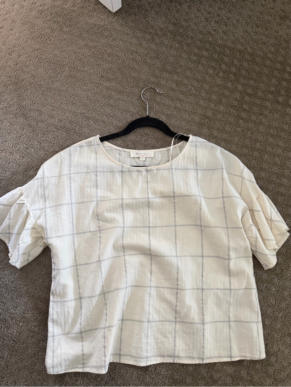 Two by Vince Camuto Cream Windowpane Check Short Sleeve Top